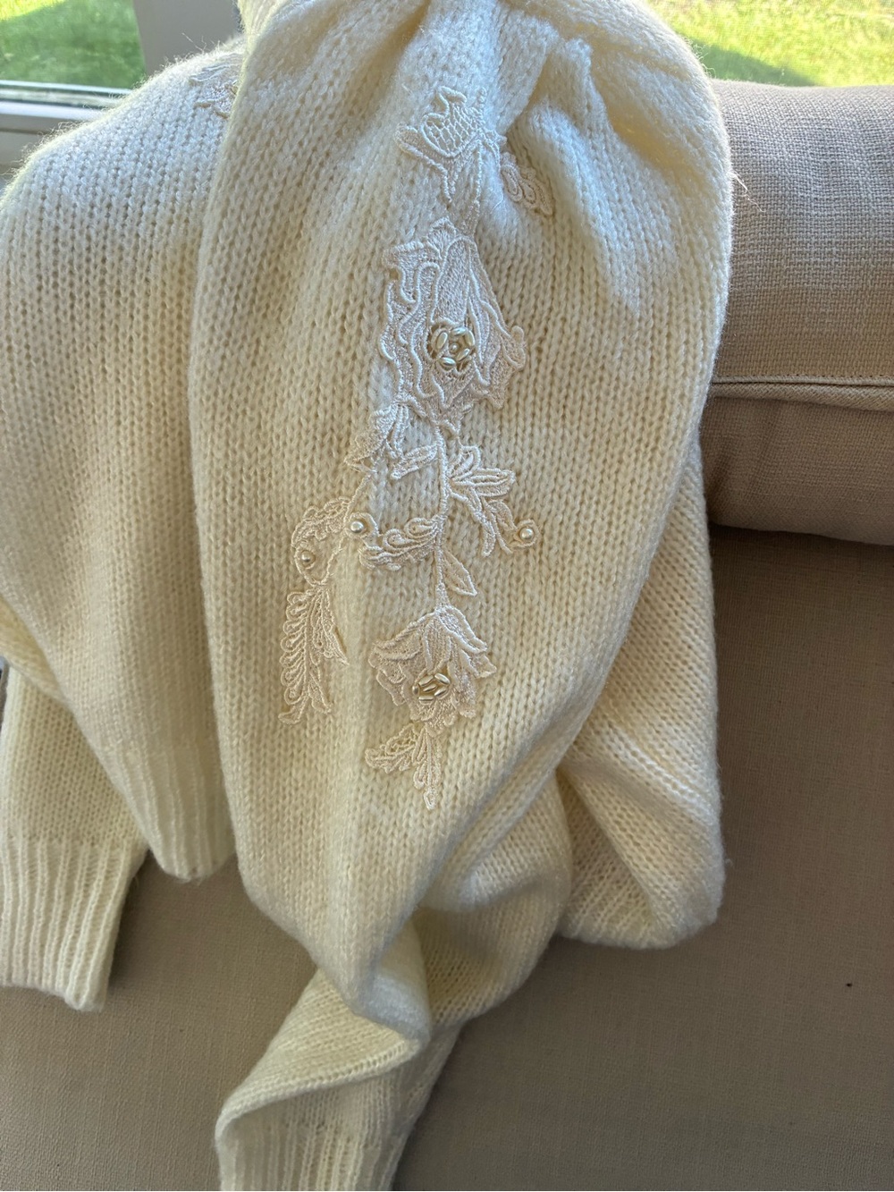 Vintage Dana Ashley Sweater lace beaded cream shoulder pads size M 80’s - Picture 7 of 8